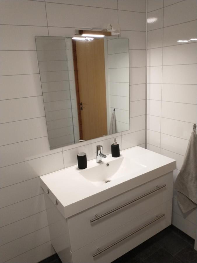 Leinastova Villa Sandshamn Екстериор снимка
